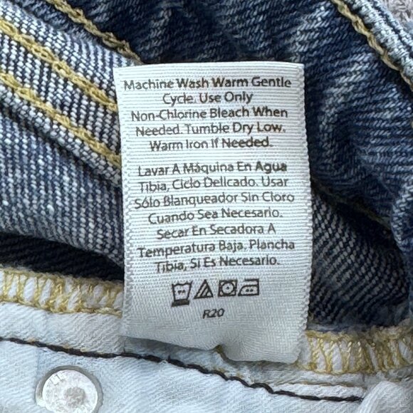 Free Assembly Womens Size 2 Blue Denim 90s Straight Jeans Mid Rise 5 Pockets - Picture 14 of 14